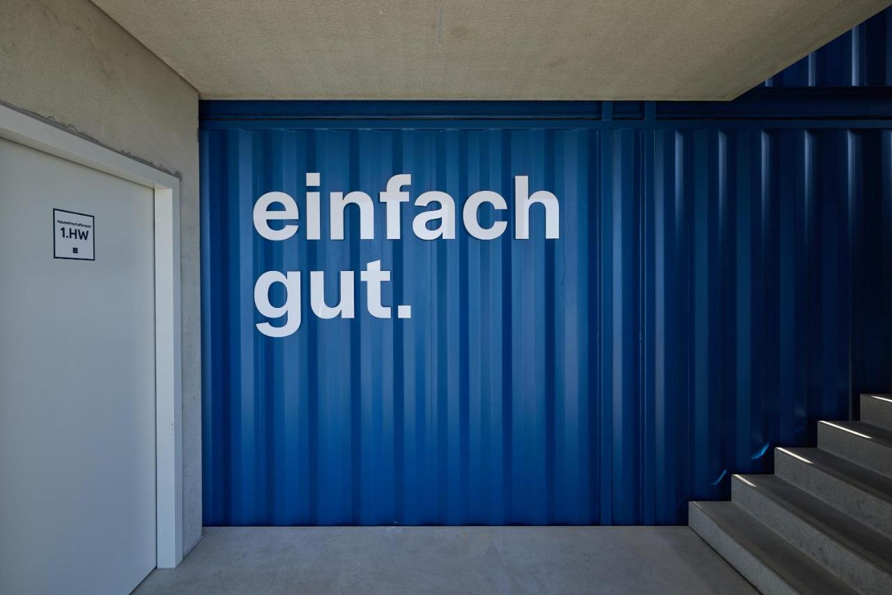 Tin Inn - Hueckelhoven - Das Hotel Aus Hochwertig Ausgebauten Ueberseecontainern Extérieur photo